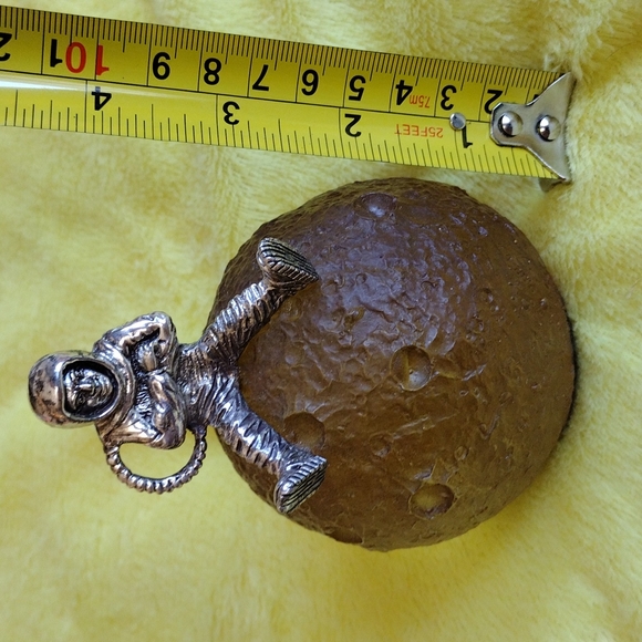 First Men On the Moon - Figurine - Picture 8 of 8